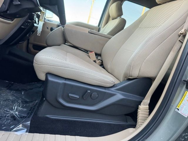 2019 Ford F-150 XLT w/ Navigation + Trailer Tow Package