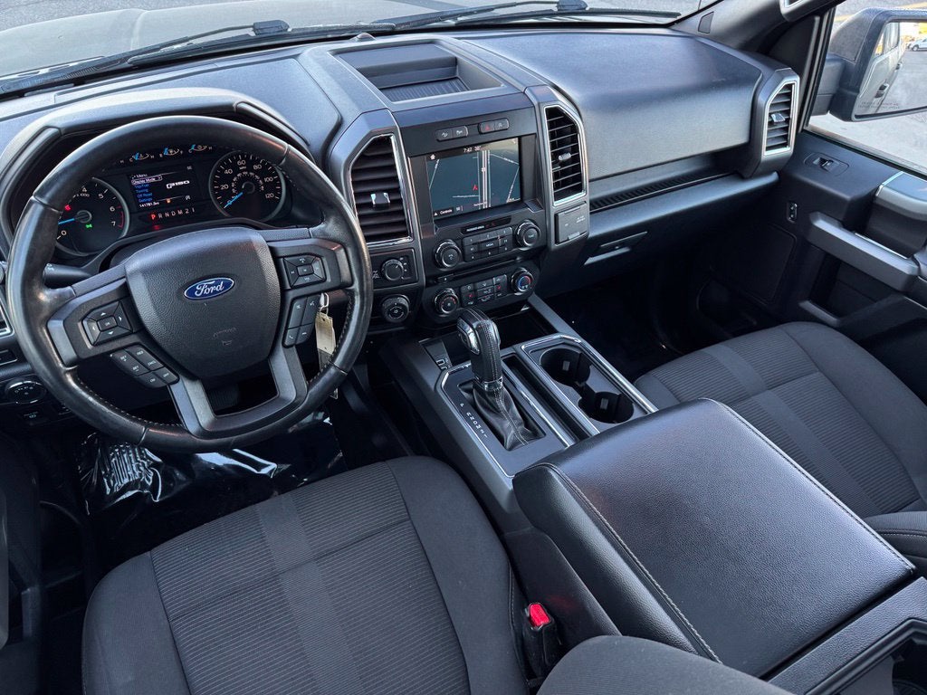 2017 Ford F-150 XLT w/Twin Panel Moonroof
