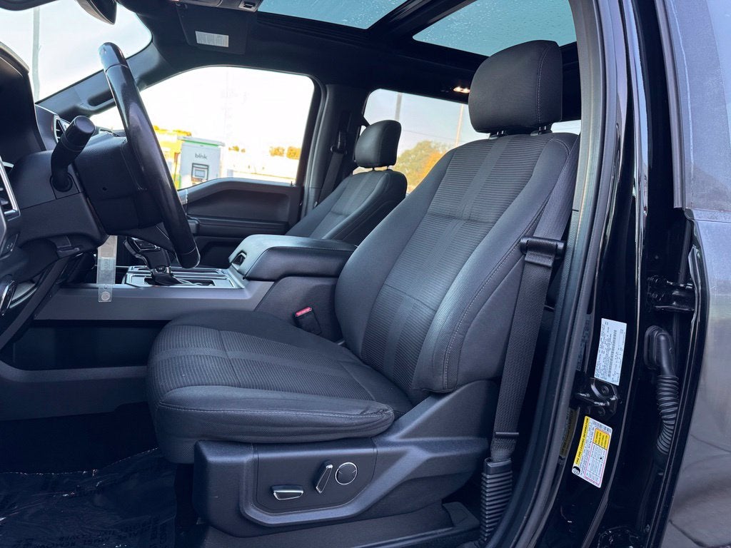 2017 Ford F-150 XLT w/Twin Panel Moonroof