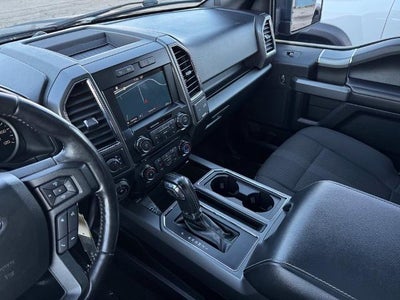 2017 Ford F-150 XLT w/Twin Panel Moonroof