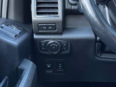 2017 Ford F-150 XLT w/Twin Panel Moonroof