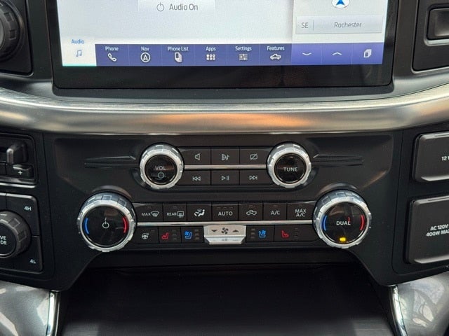 2023 Ford F-150 Lariat w/ Twin Panel Moonroof + Heated Steering Wheel