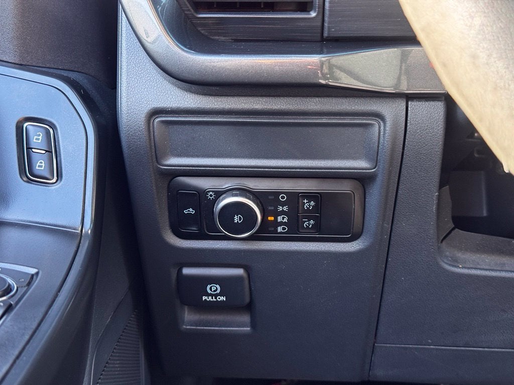 2023 Ford F-150 XL w/STX App Pkg