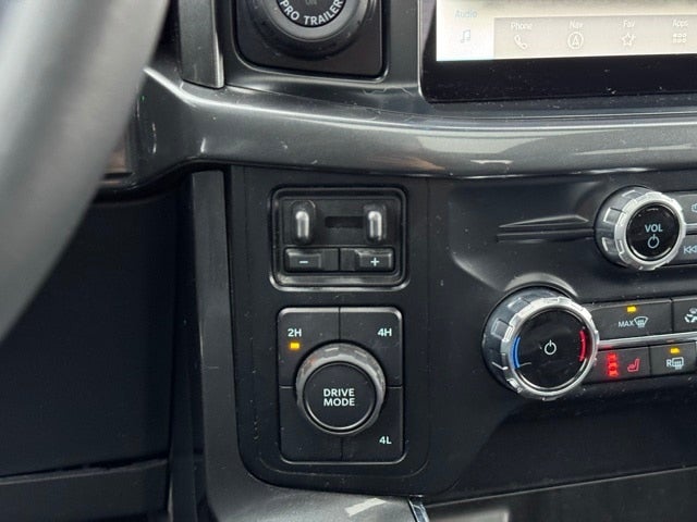 2023 Ford F-150 XLT w/ Twin Panel Moonroof + 360 Camera