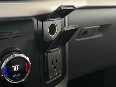 2021 Ford F-150 Lariat w/ Tow Package & Tailgate Step