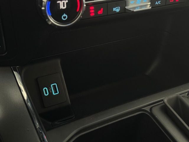 2021 Ford F-150 Lariat w/ Tow Package & Tailgate Step