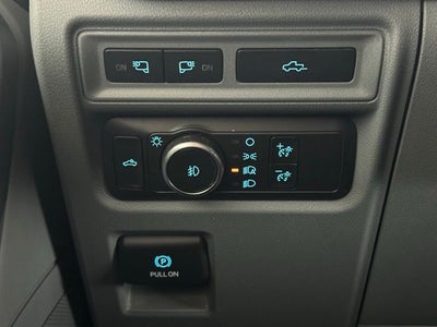 2021 Ford F-150 Lariat w/ Tow Package & Tailgate Step