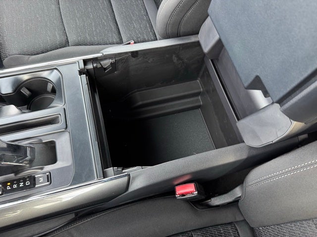 2023 Ford F-150 XLT w/ Intelligent Access + Power Sliding Rear Window