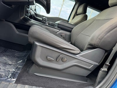 2023 Ford F-150 XLT w/ Intelligent Access + Power Sliding Rear Window