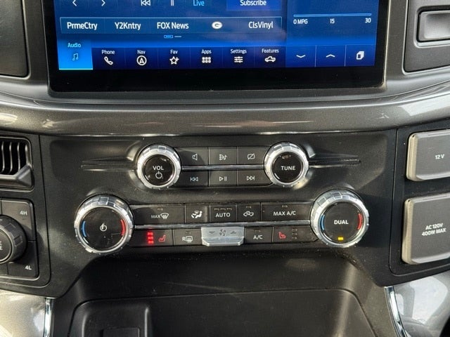 2023 Ford F-150 XLT w/ Intelligent Access + Power Sliding Rear Window