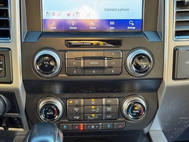 2019 Ford F-150 Lariat Special w/ w/ Heated Steering Wheel + Tow Package