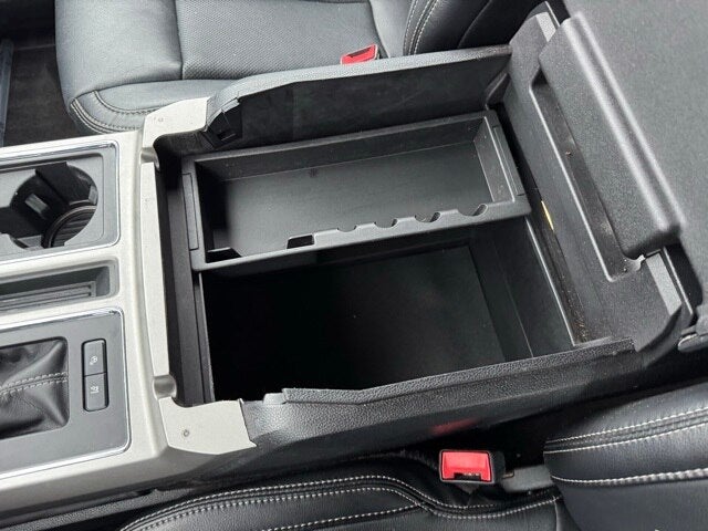 2019 Ford F-150 Lariat w/ Heated Steering Wheel + 157" Wheelbase / 6.5' B