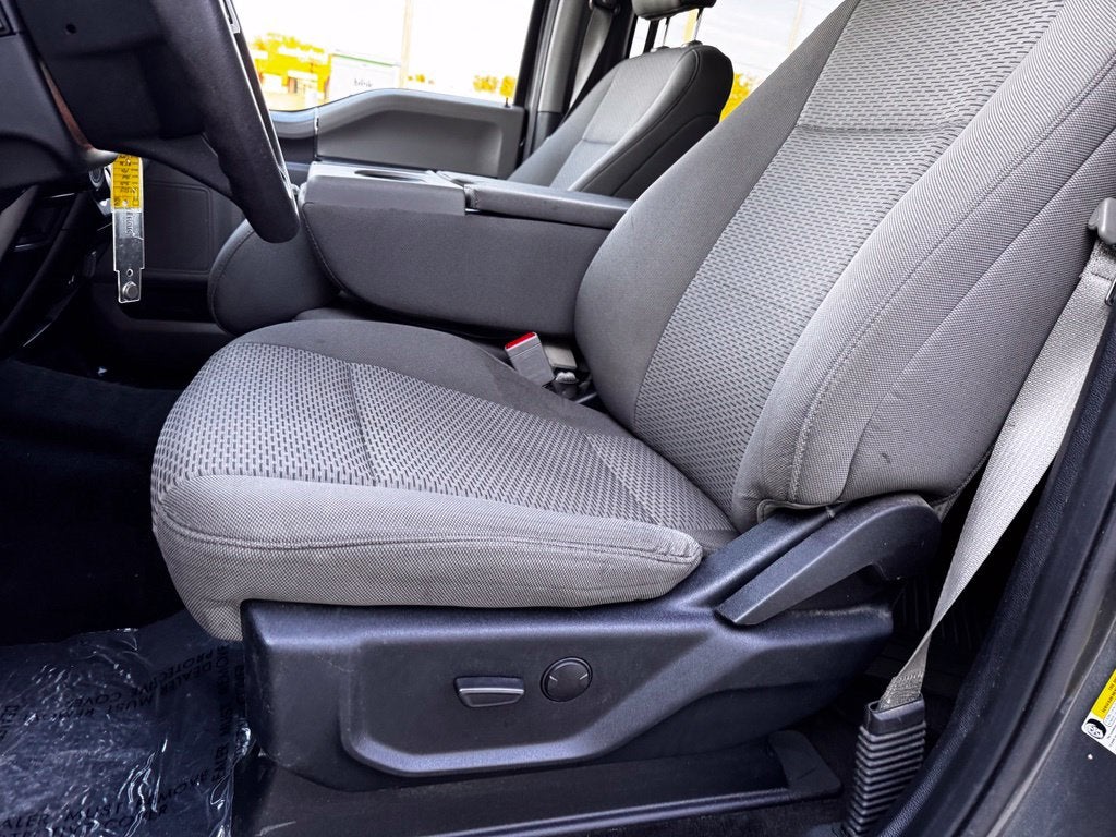 2020 Ford F-150 XLT w/6.5' Bed + Nav