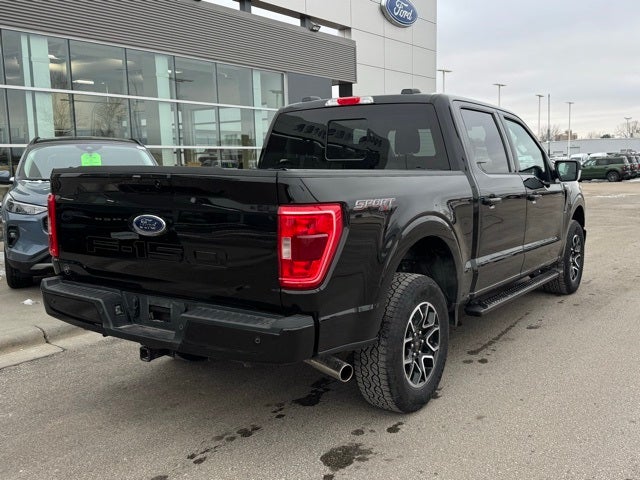 2022 Ford F-150 XLT w/ Power Slide Rear Window + Trailer Tow Package