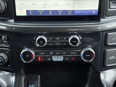 2022 Ford F-150 XLT w/ Power Slide Rear Window + Trailer Tow Package