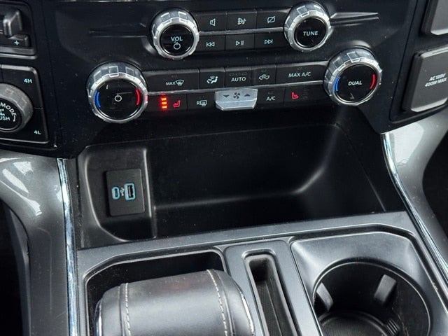 2022 Ford F-150 XLT w/ Power Slide Rear Window + Trailer Tow Package