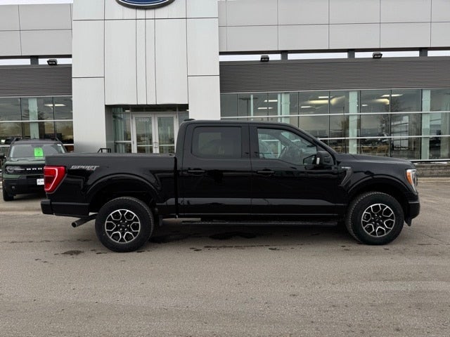 2022 Ford F-150 XLT w/ Power Slide Rear Window + Trailer Tow Package