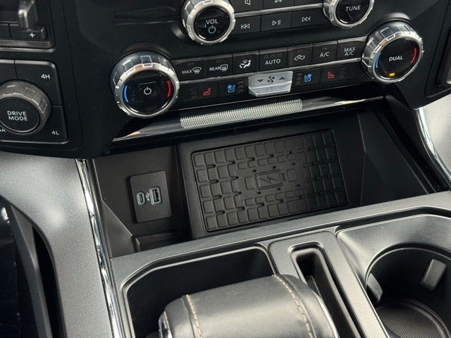 2023 Ford F-150 Lariat w/ Trailer Tow Package