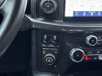 2023 Ford F-150 XLT w/ Twin Panel Moonroof + Max Tow / 157" Wheelbase