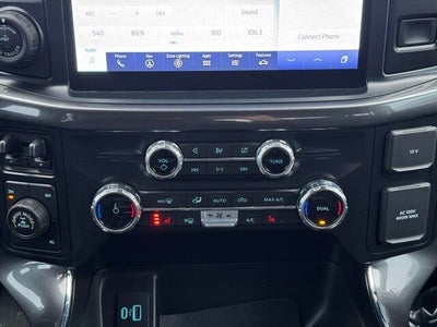 2023 Ford F-150 XLT w/ Twin Panel Moonroof + Max Tow / 157" Wheelbase