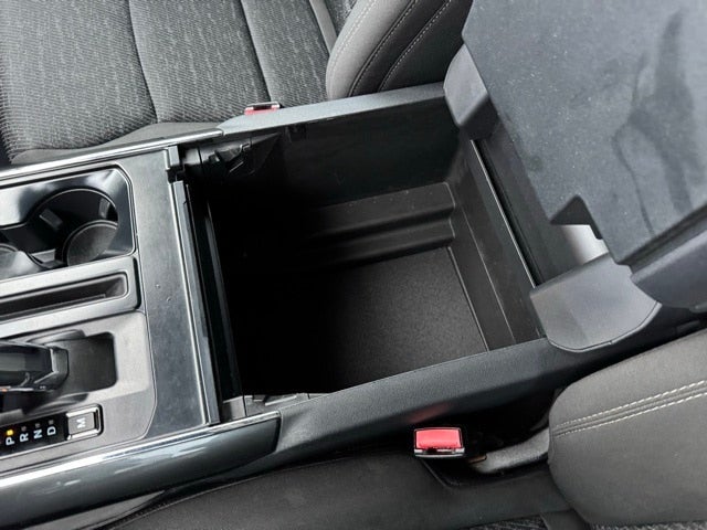 2023 Ford F-150 XLT w/ Twin Panel Moonroof + Max Tow / 157" Wheelbase