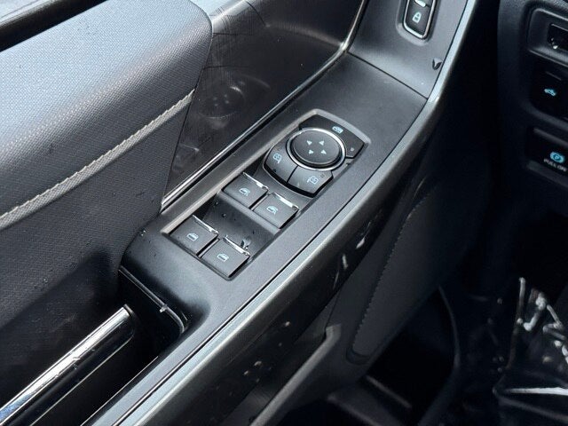 2023 Ford F-150 XLT w/ Twin Panel Moonroof + Max Tow / 157" Wheelbase