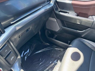 2023 Ford F-150 Lariat w/ 6.5' Box