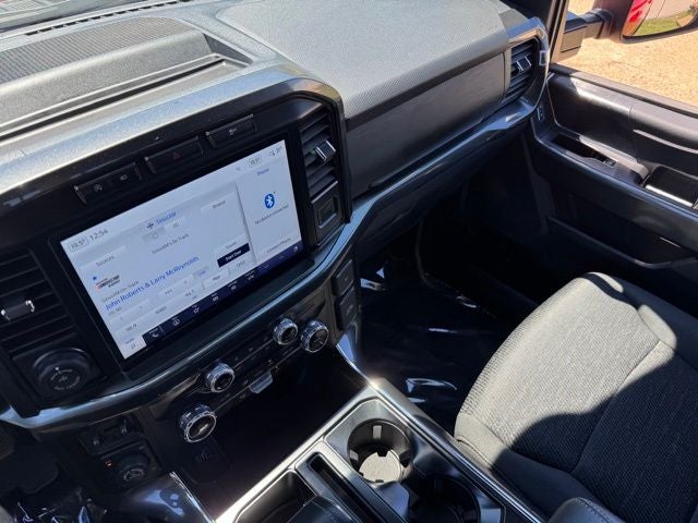 2023 Ford F-150 XLT w/ 6.5' Box