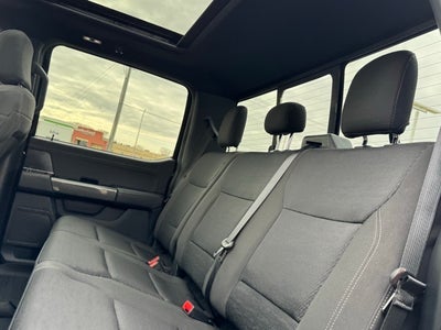 2023 Ford F-150 XLT w/ Twin Panel Moonroof + Trailer Tow Package