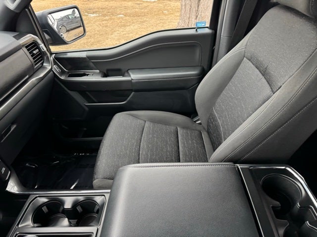 2023 Ford F-150 XLT w/ Twin Panel Moonroof + Trailer Tow Package