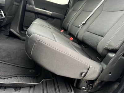 2023 Ford F-150 XLT w/ Twin Panel Moonroof + Trailer Tow Package