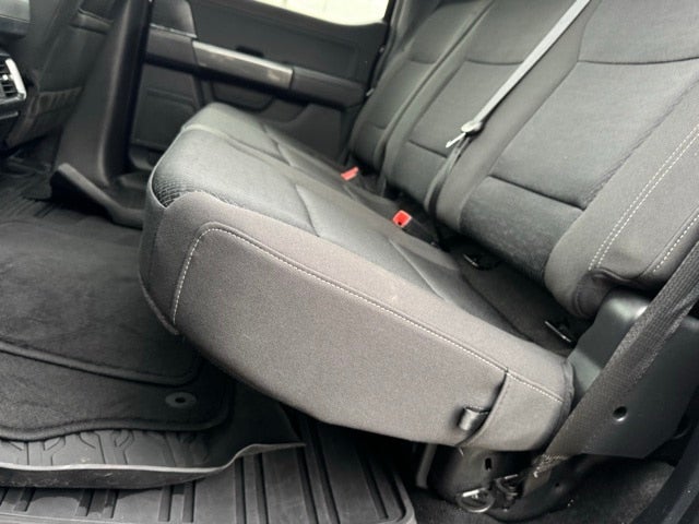 2023 Ford F-150 XLT w/ Twin Panel Moonroof + Trailer Tow Package