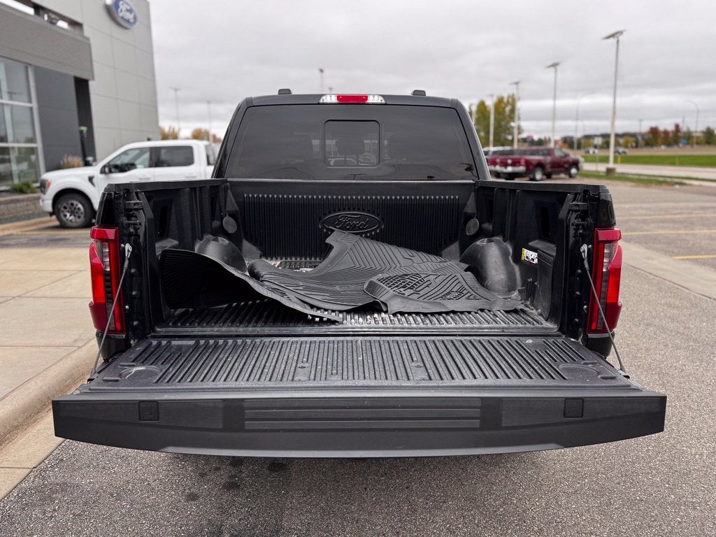 2024 Ford F-150 XLT w/Dual Exhaust + 20" Wheels