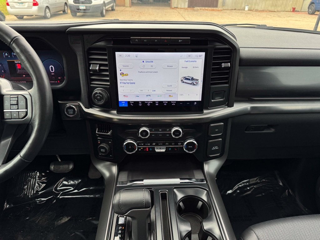 2024 Ford F-150 Lariat w/Twin Panel Roof
