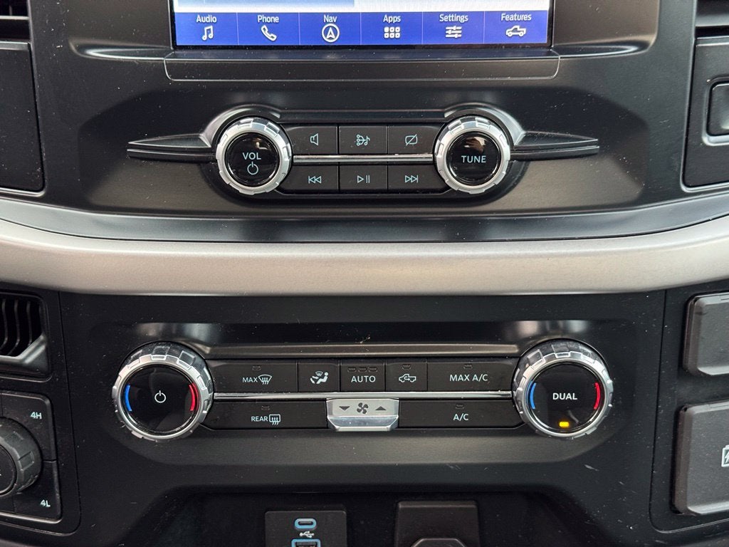 2023 Ford F-150 XLT w/8' Bed