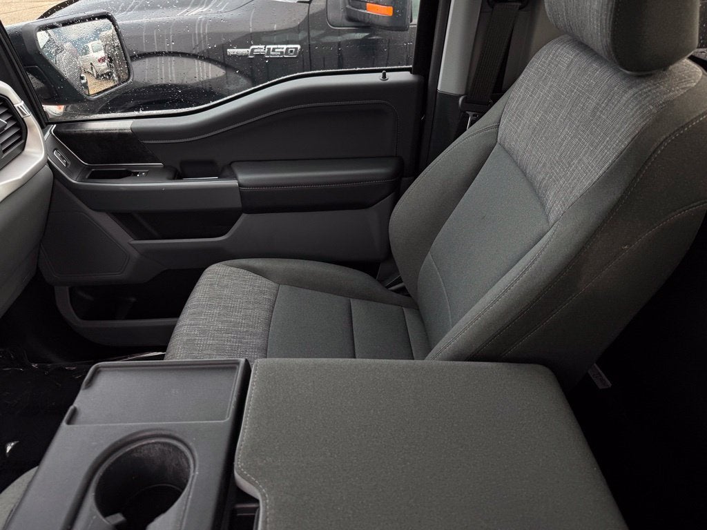 2023 Ford F-150 XLT w/8' Bed