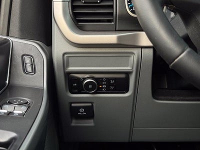 2023 Ford F-150 XLT w/8' Bed