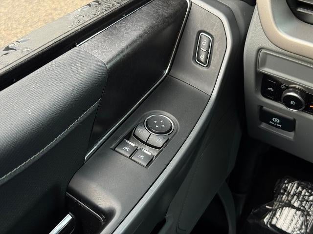 2023 Ford F-150 XLT w/8' Bed