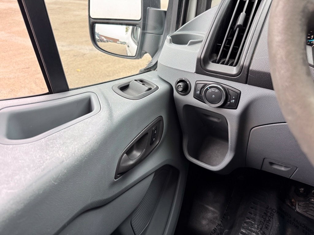 2015 Ford Transit-250 Base