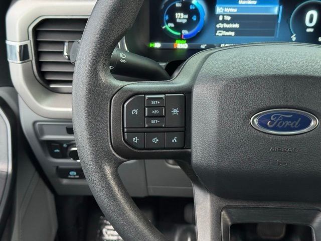 2022 Ford F-150 Lightning Pro