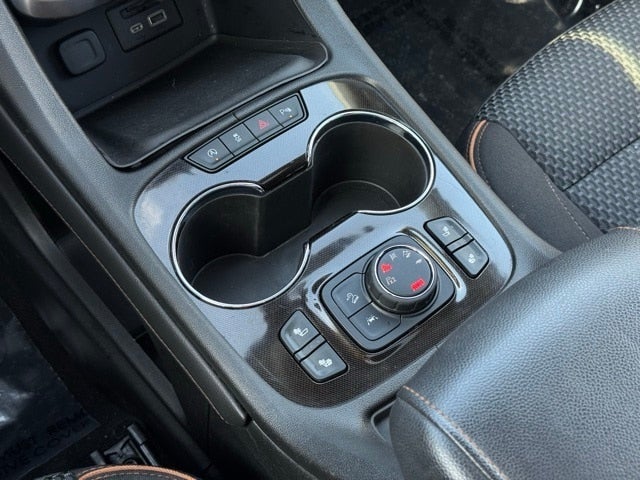 2020 GMC Acadia AT4 w/ Power Sunroof + Tow Package