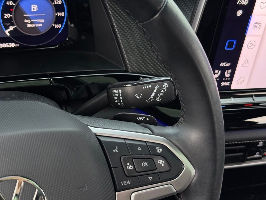 2024 Volkswagen Atlas Cross Sport 2.0T SEL Premium R-Line