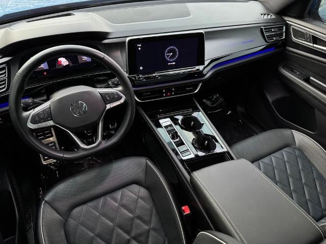 2024 Volkswagen Atlas Cross Sport 2.0T SEL Premium R-Line