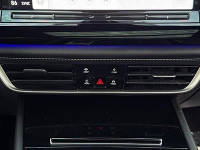 2024 Volkswagen Atlas Cross Sport 2.0T SEL Premium R-Line