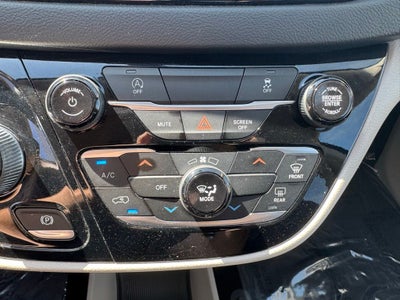 2020 Chrysler Voyager LXI