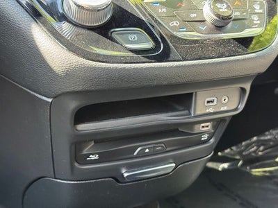2020 Chrysler Pacifica Hybrid Limited