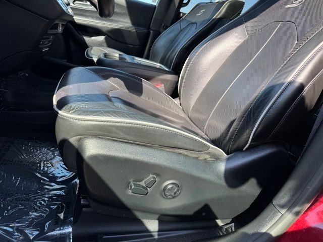 2020 Chrysler Pacifica Hybrid Limited
