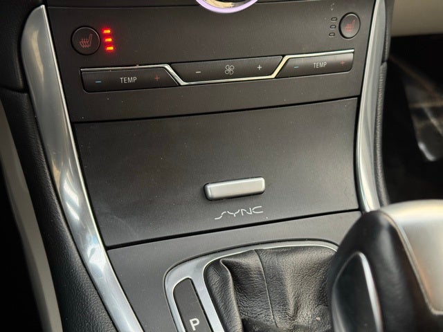 2016 Ford Edge Titanium w/ Remote Start + Intelligent Access