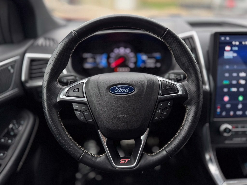2023 Ford Edge ST