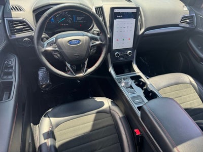 2022 Ford Edge ST Line